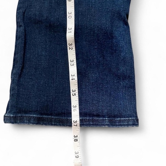 LOFT Women’s  Dark Blue The Kick Crop Flare Jeans Short Size 29/8 - Picture 6 of 7